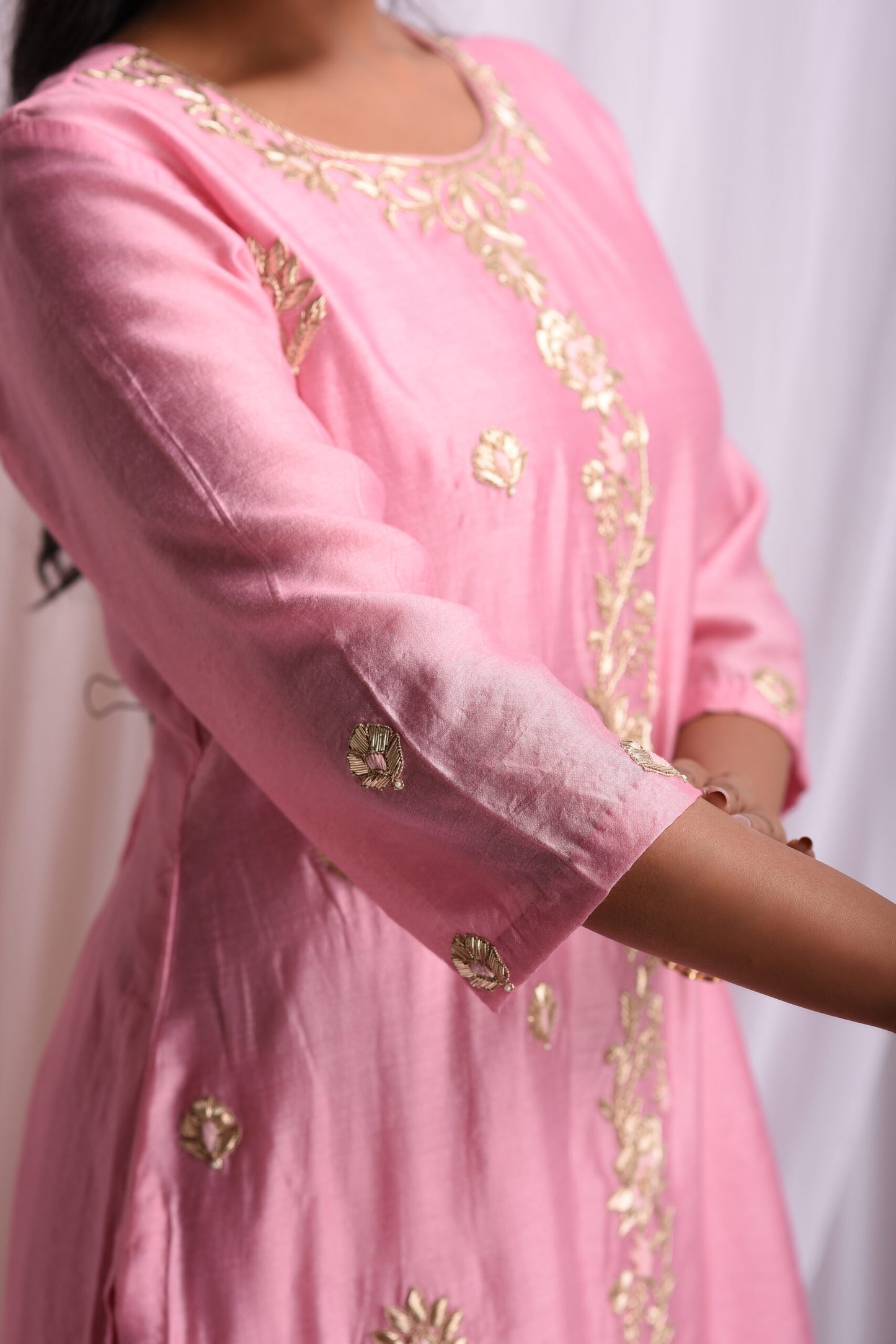 Dhruvi Suit Set