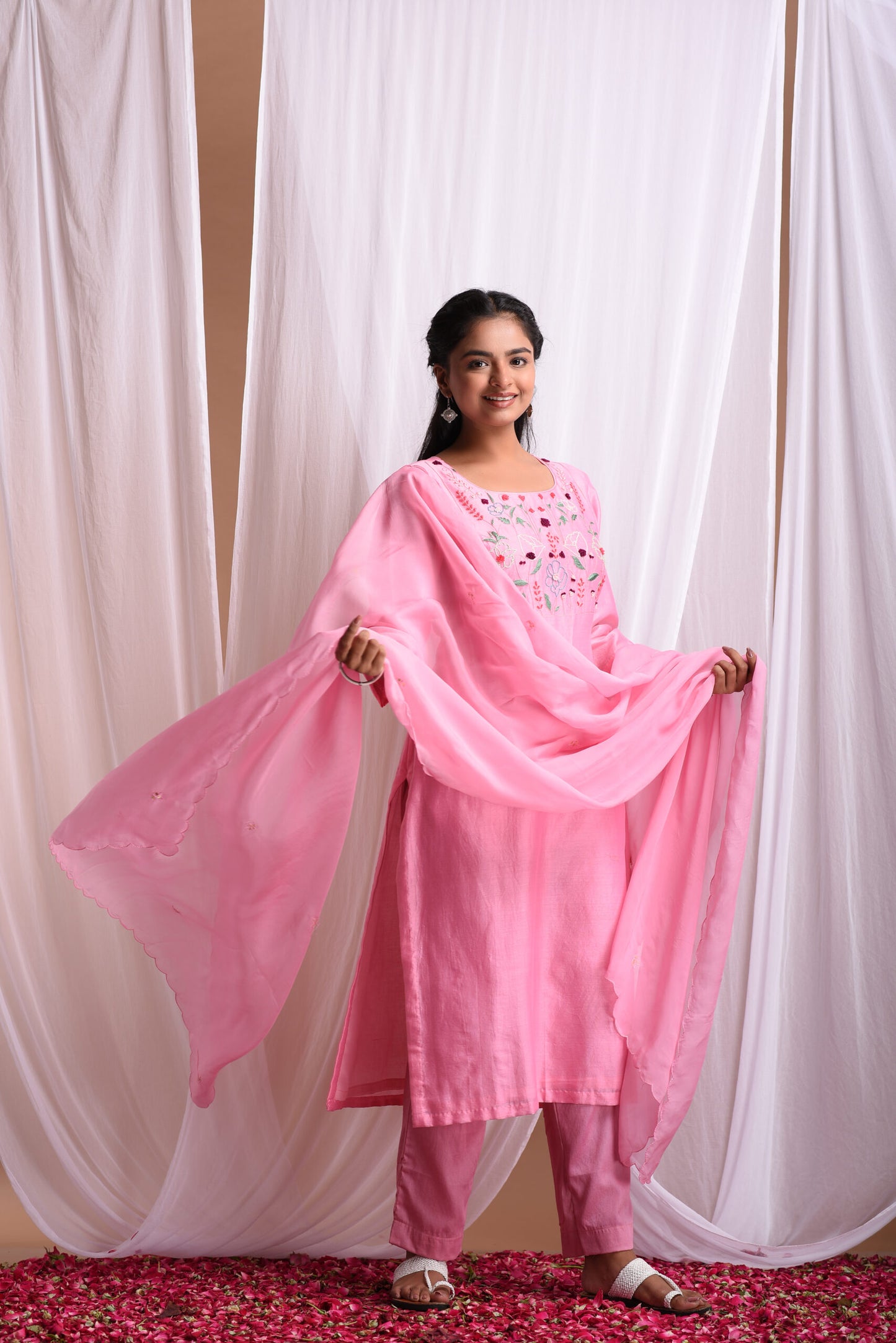 Mahira Suit Set